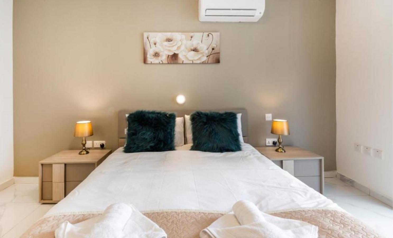 Emerald Suite St. Paul's Bay Dış mekan fotoğraf